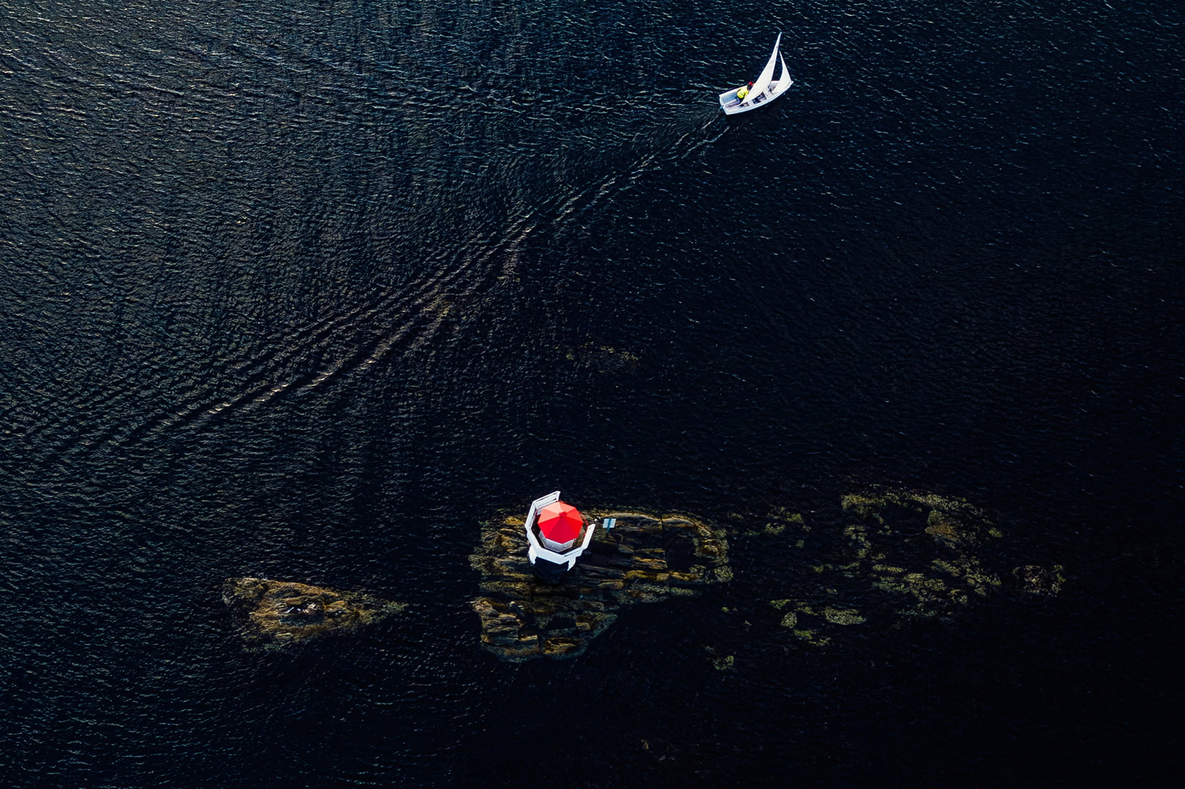 Dronebilde av Kobbernaglen i Kopervik