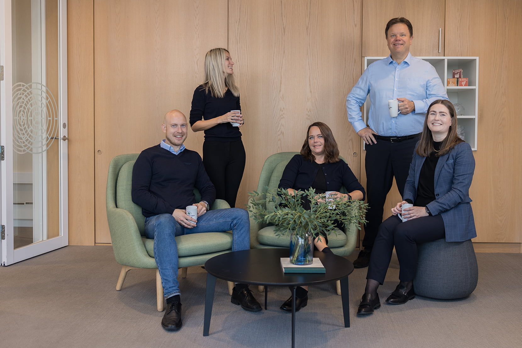 Fellesbilde av de ansatte ved Oasen-kontoret